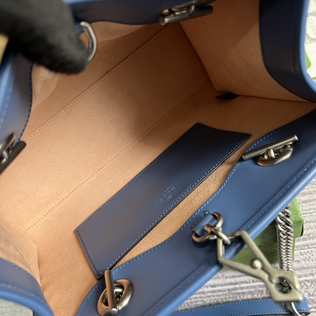 Gucci Shopping Bags